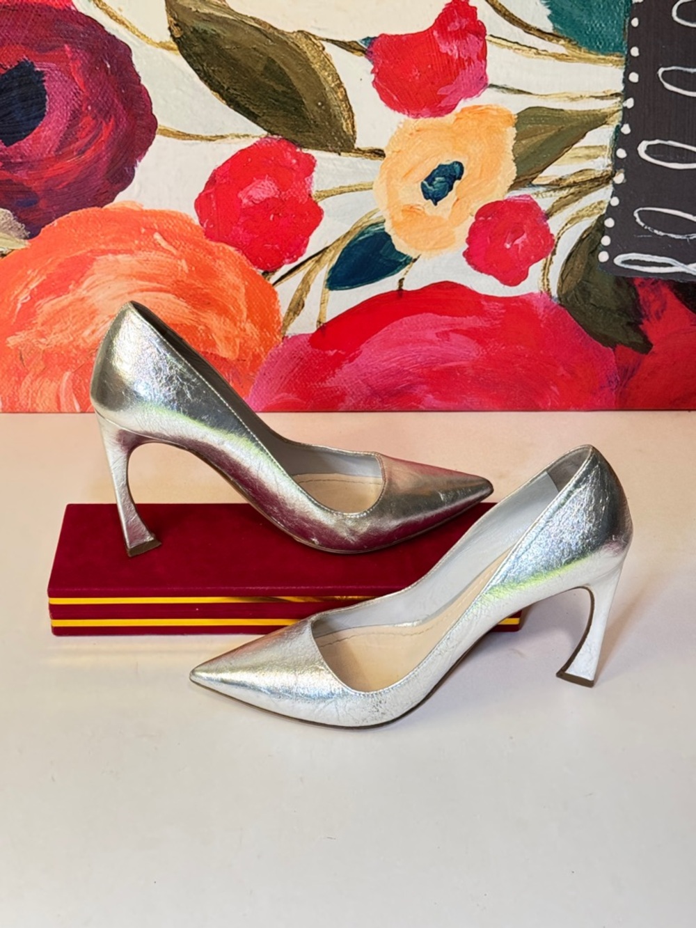 Dior Metallic Silver Pointed-Toe Stiletto Pumps - Picture 7 of 12